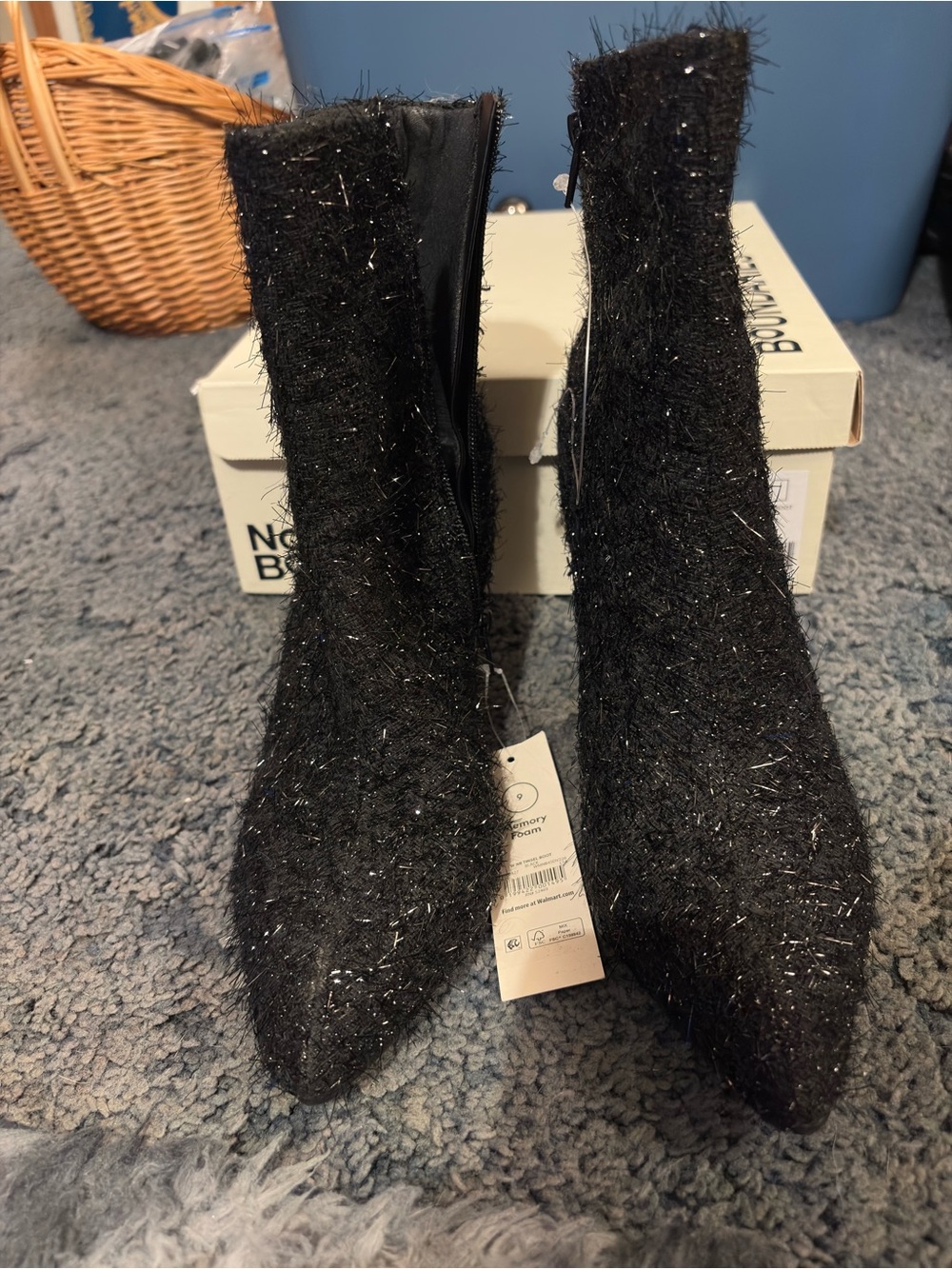 No Boundaries Black Sparkle Tinsel Pointed Toe Ankle Boots - Size 9